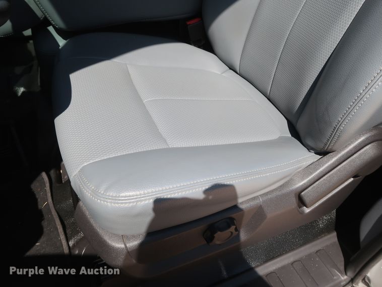 image for item HS9522 2015 Ford F250 Super Duty  SuperCab pickup truck