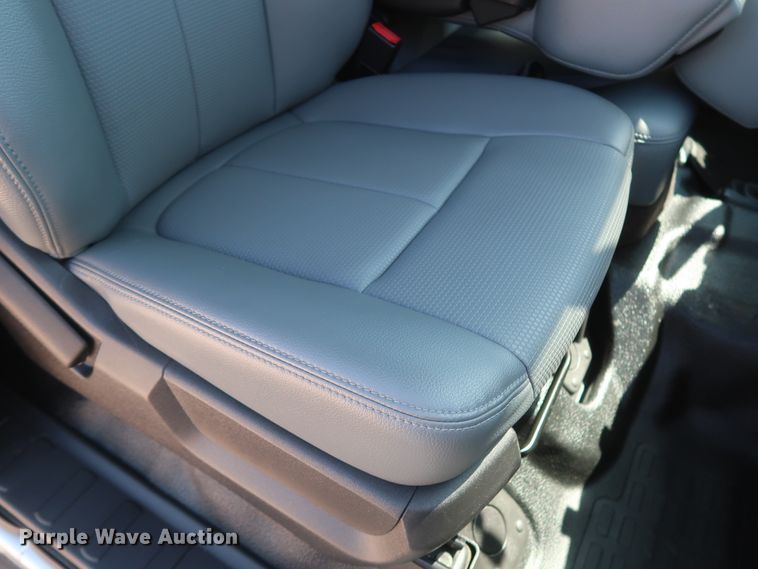 image for item HS9522 2015 Ford F250 Super Duty  SuperCab pickup truck