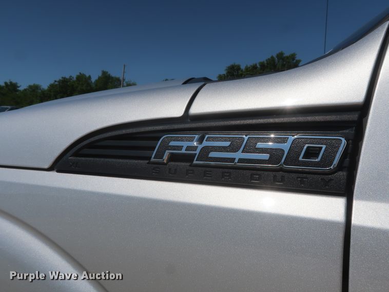 image for item HS9522 2015 Ford F250 Super Duty  SuperCab pickup truck