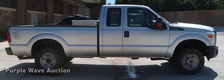 image for item HS9523 2015 Ford F250 Super Duty XL  SuperCab pickup truck