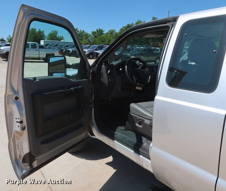 image for item HS9523 2015 Ford F250 Super Duty XL  SuperCab pickup truck