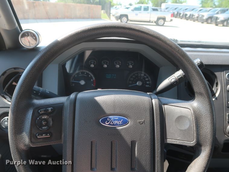 image for item HS9523 2015 Ford F250 Super Duty XL  SuperCab pickup truck