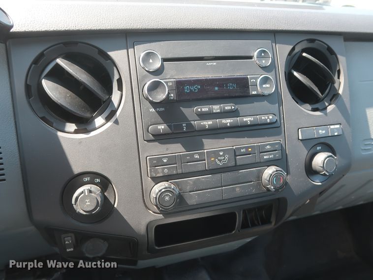 image for item HS9523 2015 Ford F250 Super Duty XL  SuperCab pickup truck