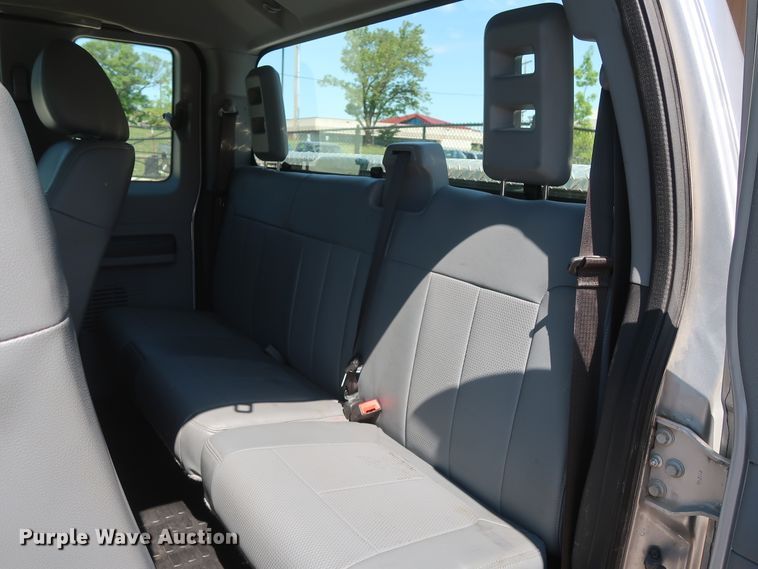 image for item HS9523 2015 Ford F250 Super Duty XL  SuperCab pickup truck