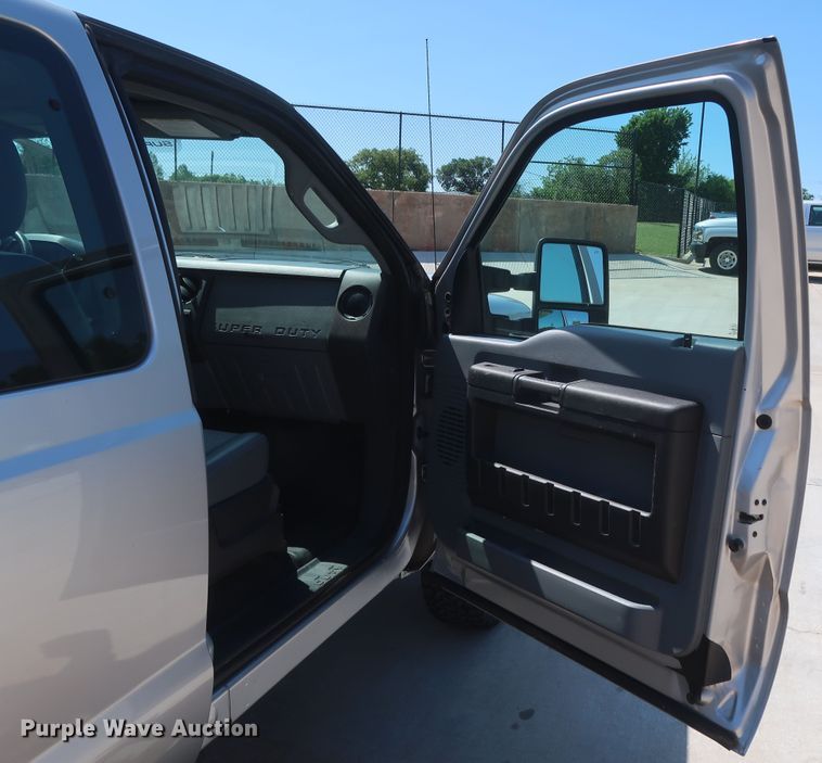 image for item HS9523 2015 Ford F250 Super Duty XL  SuperCab pickup truck