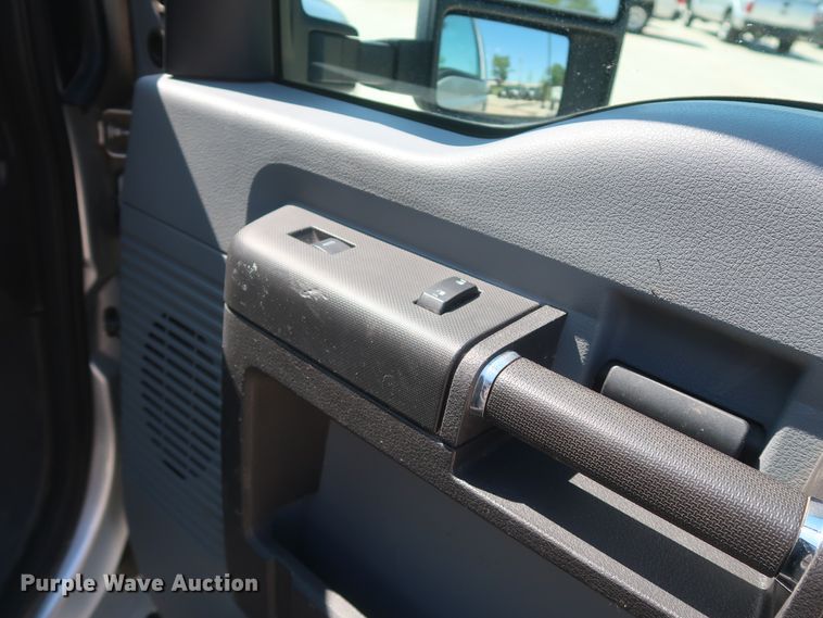 image for item HS9523 2015 Ford F250 Super Duty XL  SuperCab pickup truck