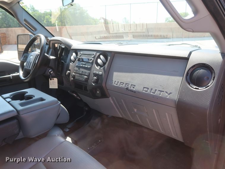 image for item HS9523 2015 Ford F250 Super Duty XL  SuperCab pickup truck