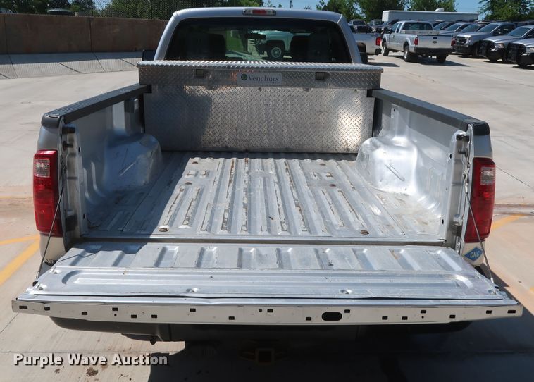 image for item HS9523 2015 Ford F250 Super Duty XL  SuperCab pickup truck