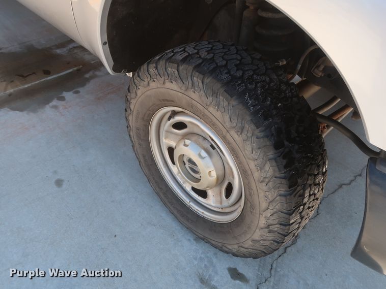 image for item HS9523 2015 Ford F250 Super Duty XL  SuperCab pickup truck