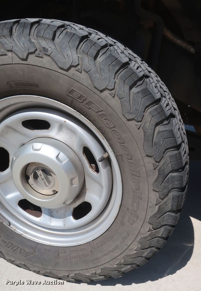 image for item HS9523 2015 Ford F250 Super Duty XL  SuperCab pickup truck