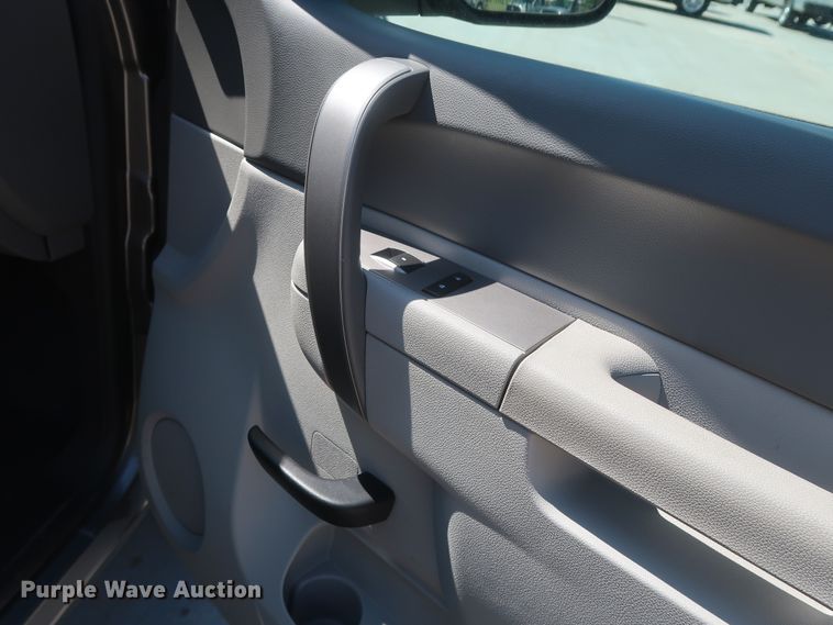 image for item HS9524 2013 Chevrolet Silverado 1500  Ext. Cab pickup truck