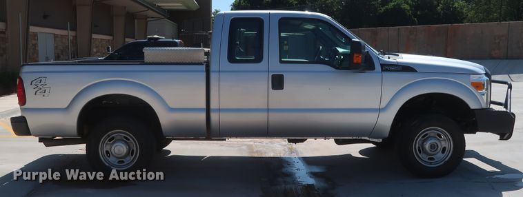 image for item HS9526 2015 Ford F250 Super Duty XL  SuperCab pickup truck