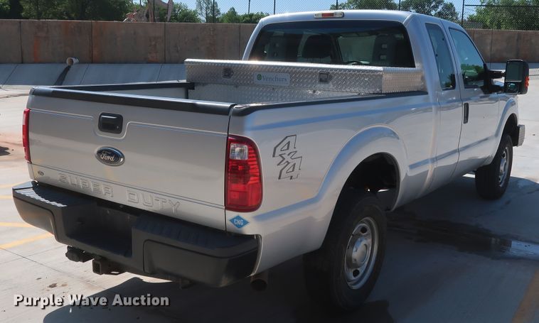image for item HS9526 2015 Ford F250 Super Duty XL  SuperCab pickup truck