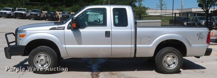 image for item HS9526 2015 Ford F250 Super Duty XL  SuperCab pickup truck