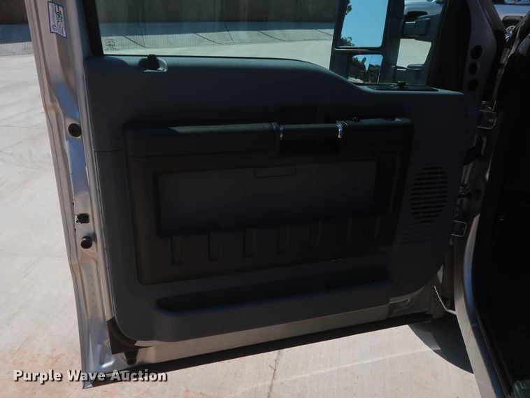 image for item HS9526 2015 Ford F250 Super Duty XL  SuperCab pickup truck