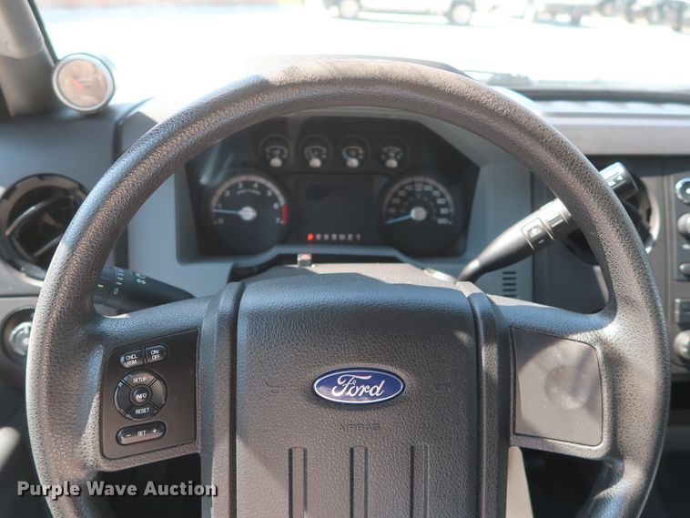 image for item HS9526 2015 Ford F250 Super Duty XL  SuperCab pickup truck