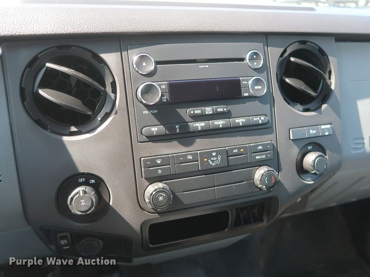 image for item HS9526 2015 Ford F250 Super Duty XL  SuperCab pickup truck