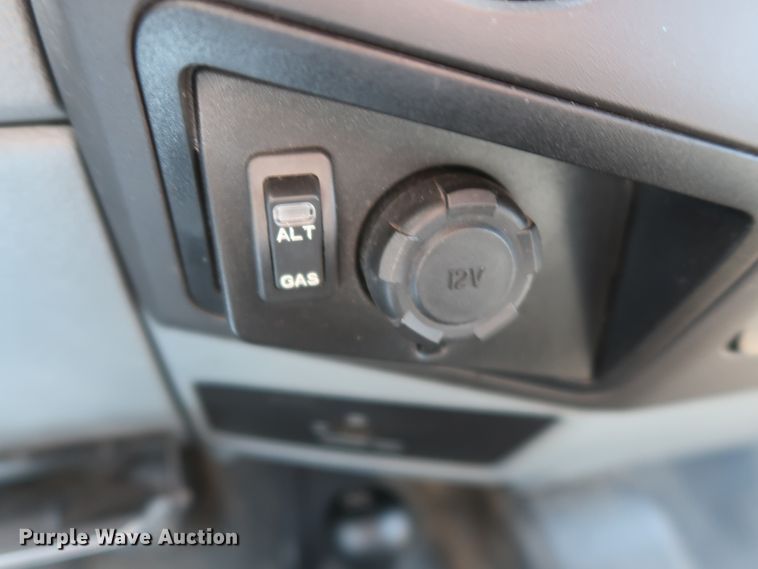 image for item HS9526 2015 Ford F250 Super Duty XL  SuperCab pickup truck