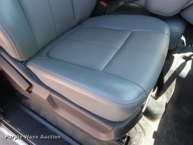 image for item HS9526 2015 Ford F250 Super Duty XL  SuperCab pickup truck