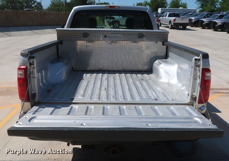 image for item HS9526 2015 Ford F250 Super Duty XL  SuperCab pickup truck