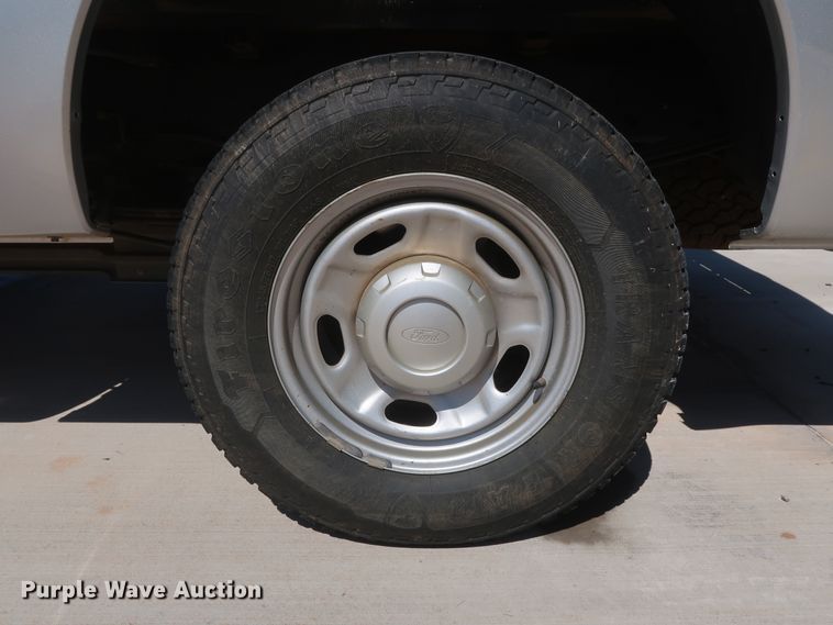 image for item HS9526 2015 Ford F250 Super Duty XL  SuperCab pickup truck