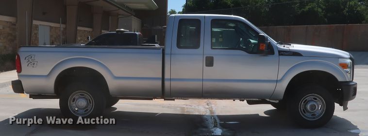 image for item HS9527 2012 Ford F250 Super Duty  SuperCab pickup truck