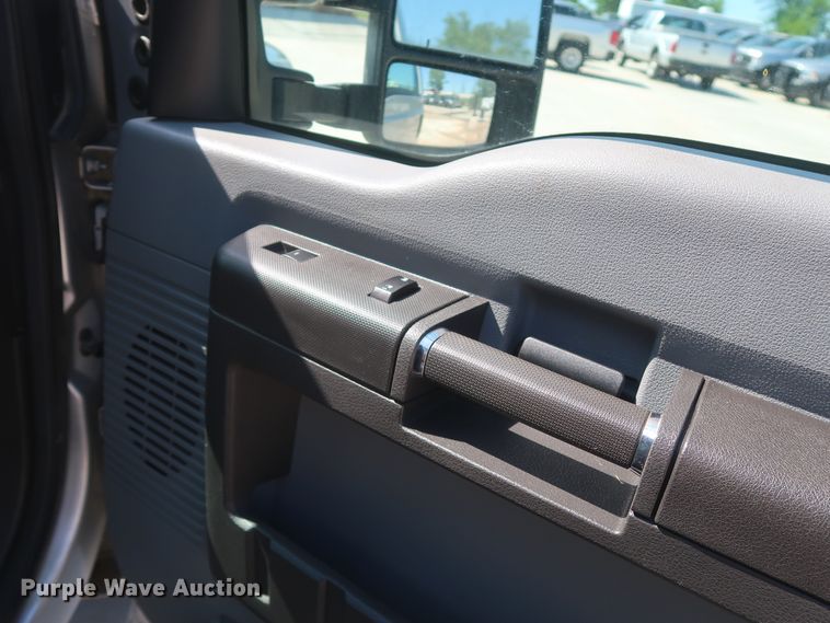 image for item HS9527 2012 Ford F250 Super Duty  SuperCab pickup truck