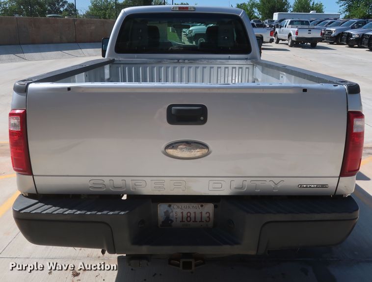 image for item HS9527 2012 Ford F250 Super Duty  SuperCab pickup truck