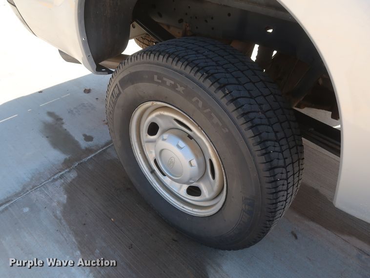 image for item HS9527 2012 Ford F250 Super Duty  SuperCab pickup truck