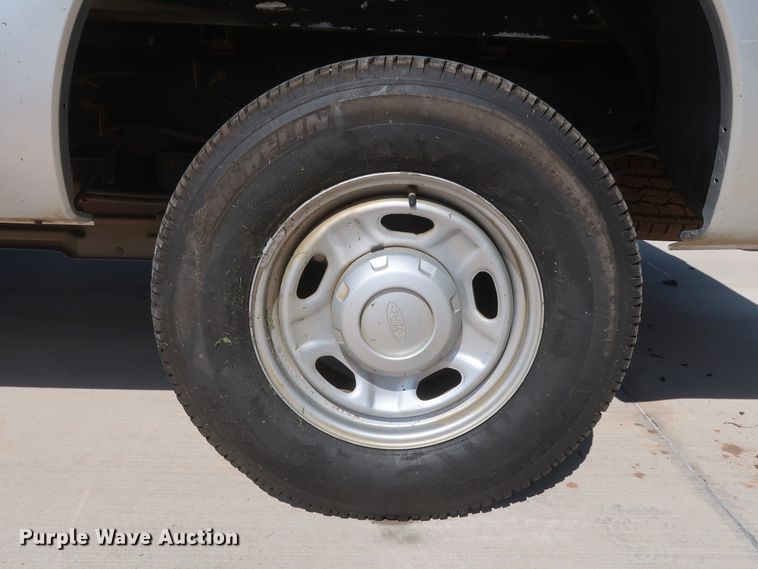 image for item HS9527 2012 Ford F250 Super Duty  SuperCab pickup truck