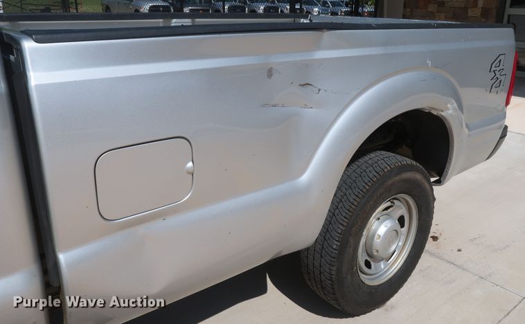 image for item HS9527 2012 Ford F250 Super Duty  SuperCab pickup truck