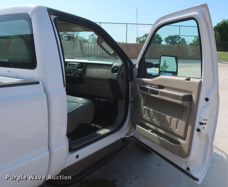 image for item HS9530 2008 Ford F250 Super Duty  pickup truck