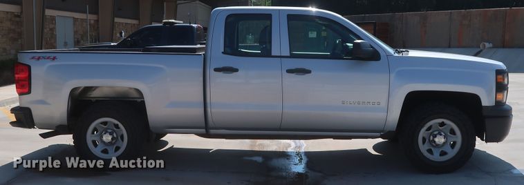 image for item HS9532 2015 Chevrolet Silverado 1500  Double Cab pickup truck