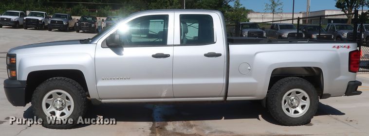 image for item HS9532 2015 Chevrolet Silverado 1500  Double Cab pickup truck