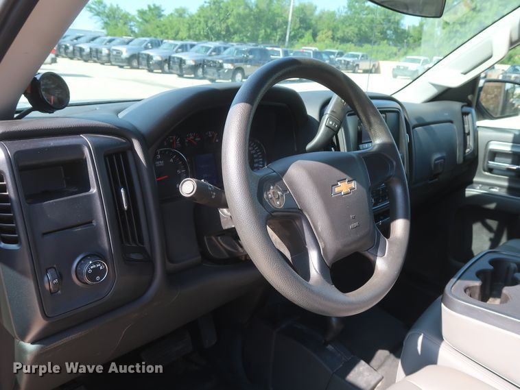 image for item HS9532 2015 Chevrolet Silverado 1500  Double Cab pickup truck