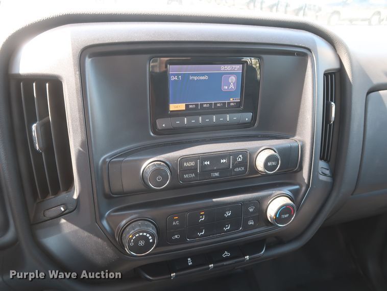 image for item HS9532 2015 Chevrolet Silverado 1500  Double Cab pickup truck