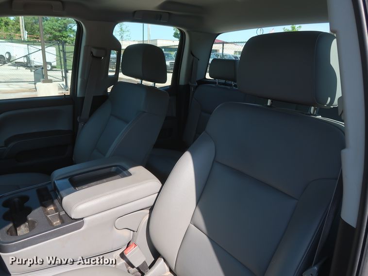 image for item HS9532 2015 Chevrolet Silverado 1500  Double Cab pickup truck