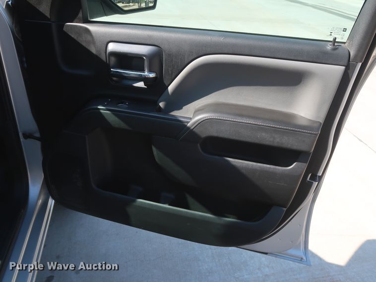 image for item HS9532 2015 Chevrolet Silverado 1500  Double Cab pickup truck