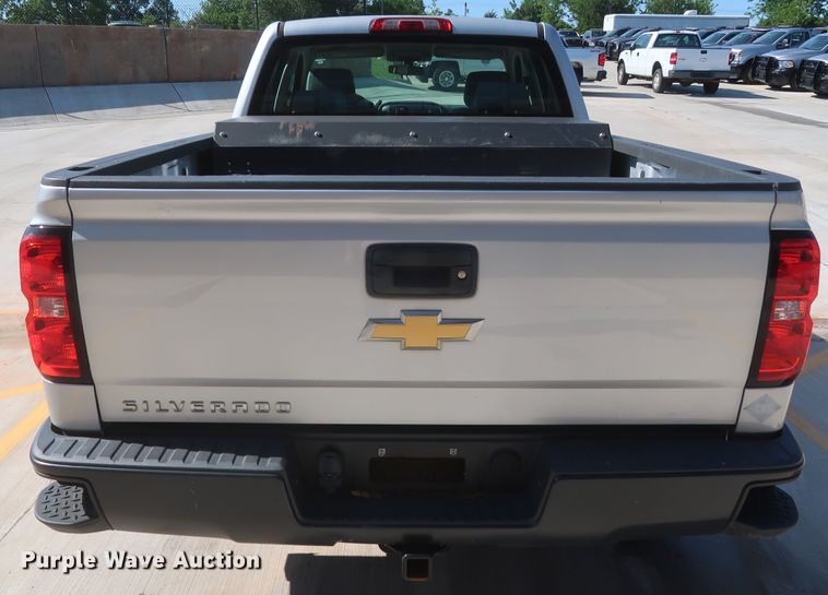 image for item HS9532 2015 Chevrolet Silverado 1500  Double Cab pickup truck