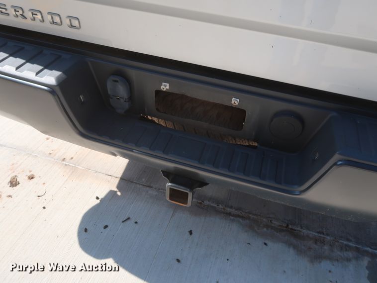 image for item HS9532 2015 Chevrolet Silverado 1500  Double Cab pickup truck