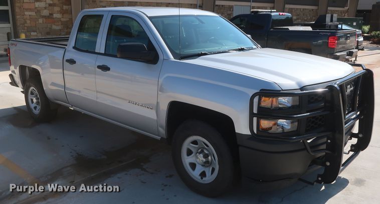 image for item HS9533 2015 Chevrolet Silverado 1500  Double Cab pickup truck