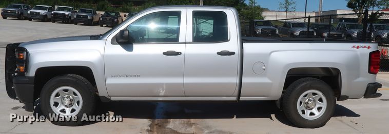 image for item HS9533 2015 Chevrolet Silverado 1500  Double Cab pickup truck