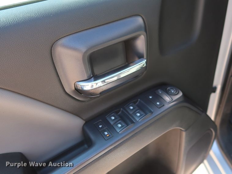 image for item HS9533 2015 Chevrolet Silverado 1500  Double Cab pickup truck