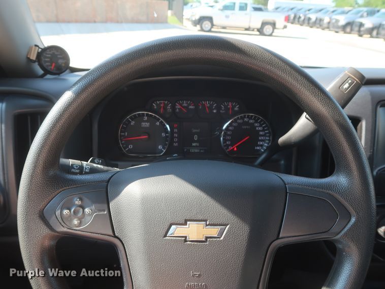 image for item HS9533 2015 Chevrolet Silverado 1500  Double Cab pickup truck