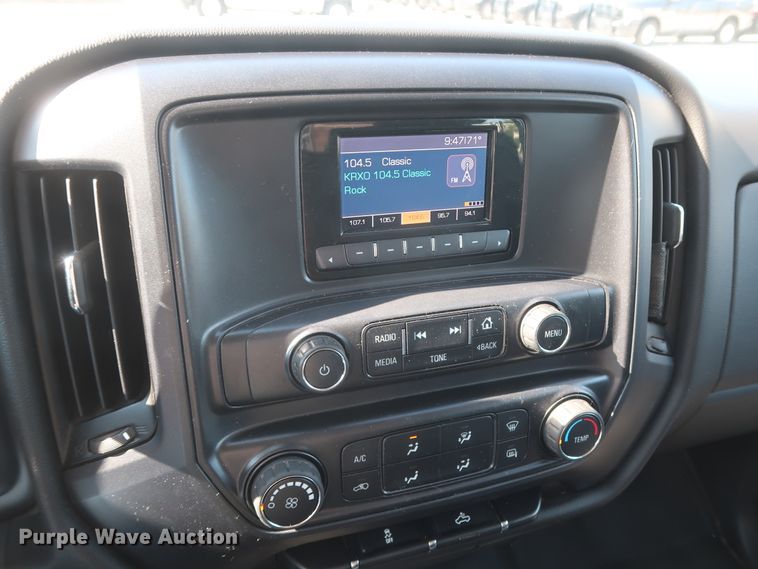 image for item HS9533 2015 Chevrolet Silverado 1500  Double Cab pickup truck