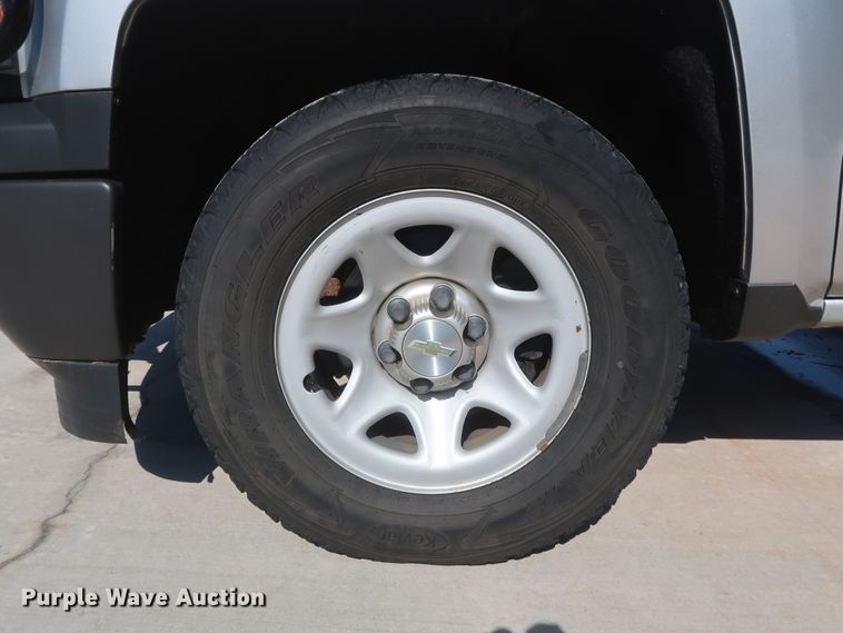 image for item HS9533 2015 Chevrolet Silverado 1500  Double Cab pickup truck