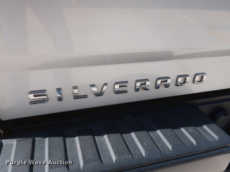 image for item HS9533 2015 Chevrolet Silverado 1500  Double Cab pickup truck