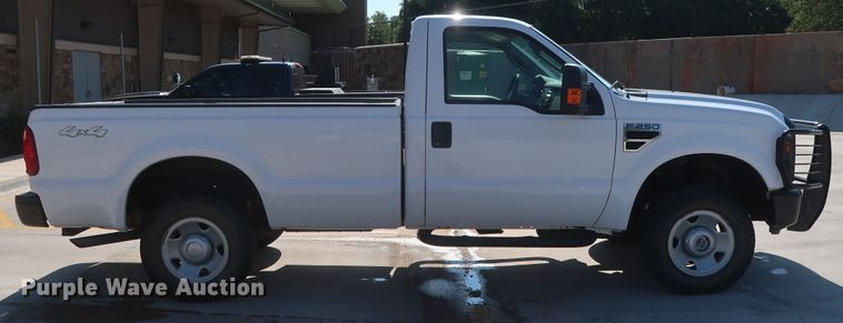 image for item HS9535 2008 Ford F250 Super Duty XL  pickup truck