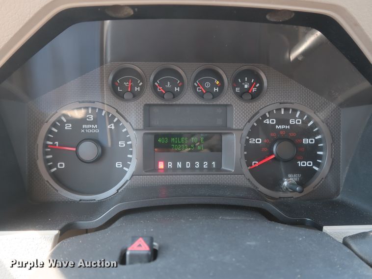 image for item HS9535 2008 Ford F250 Super Duty XL  pickup truck