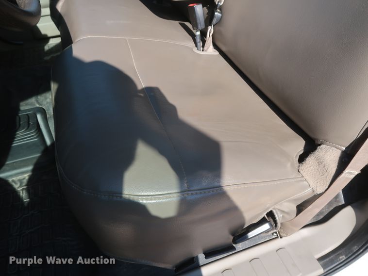 image for item HS9535 2008 Ford F250 Super Duty XL  pickup truck